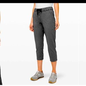 On the Fly Size 6 23 inch crop *luxtreme